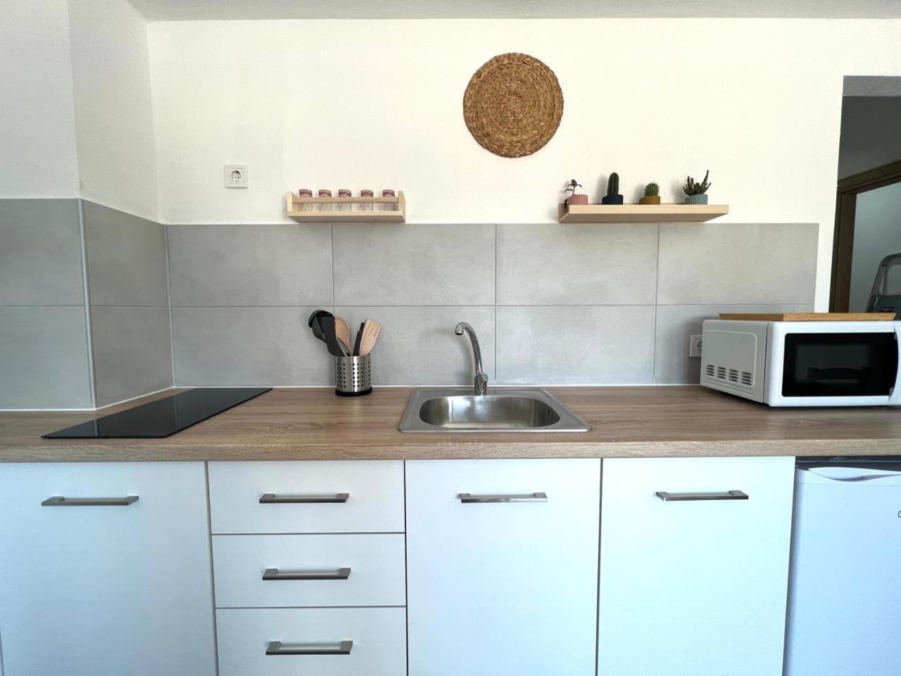 Sithonian Suites Áyios Nikólaos Luaran gambar